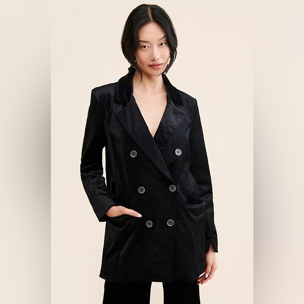 Free People Black Velvet Double Breasted Blazer | Longline BNWT - S